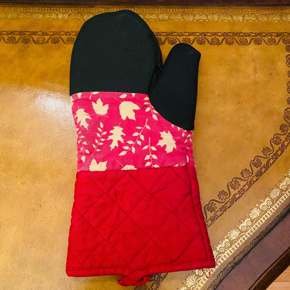 Oven Mitt Pot Holder Heat Resistent Neoprene Cotton Quilted Red & Black NEW